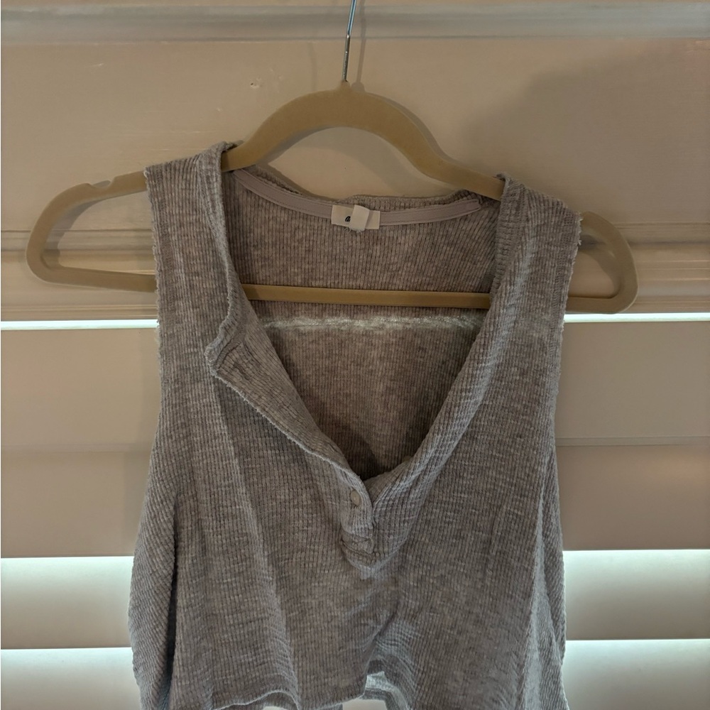 Aerie Gray Buttoned Crop Tank Top